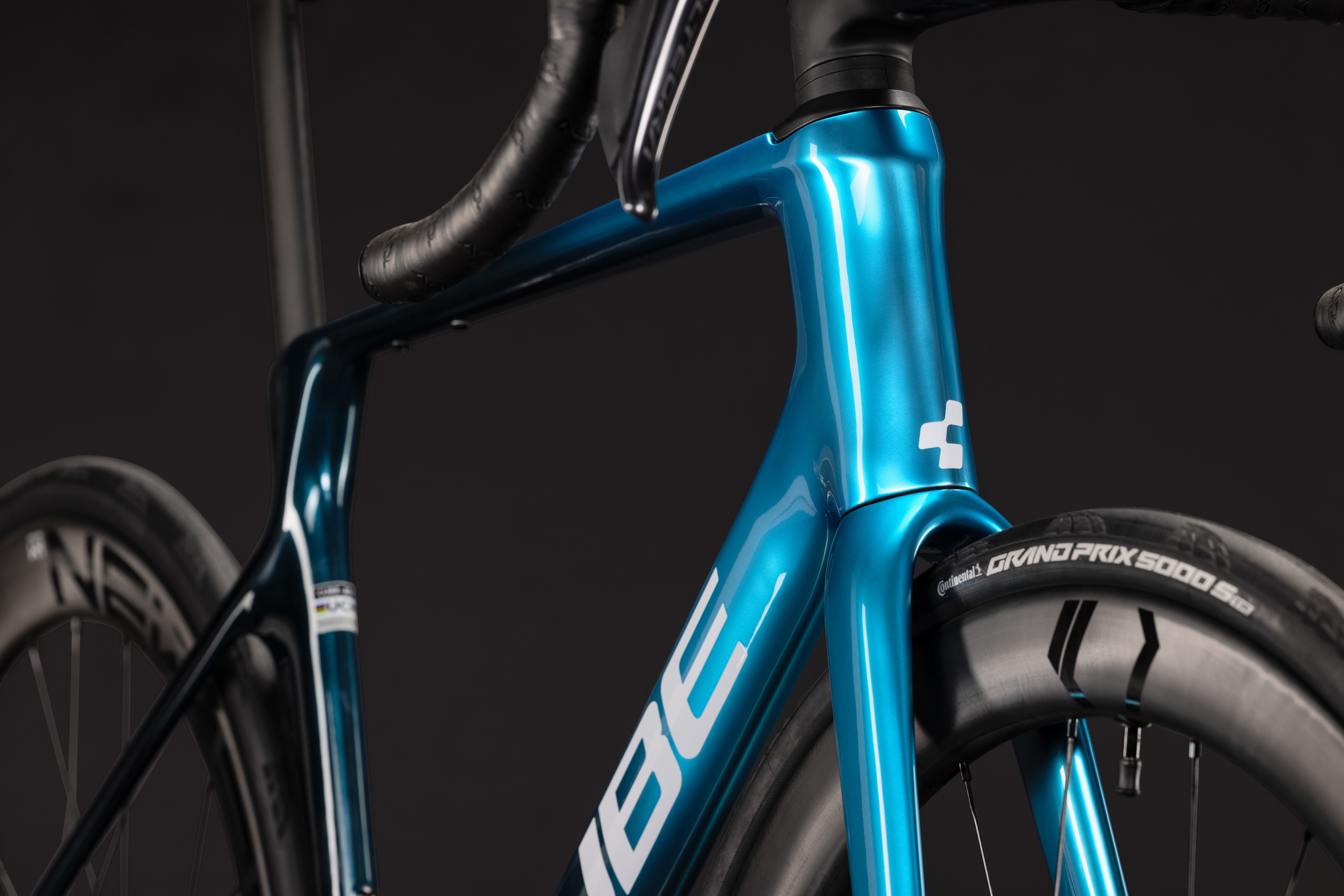 Cykler - Racercykler - Cube Agree C:62 Race 2027 - Chromeblue´n´Liquidblue