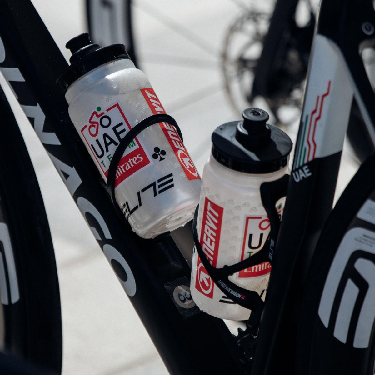 Tilbehør - Flaskeholdere - Elite Cage Leggero - Carbon