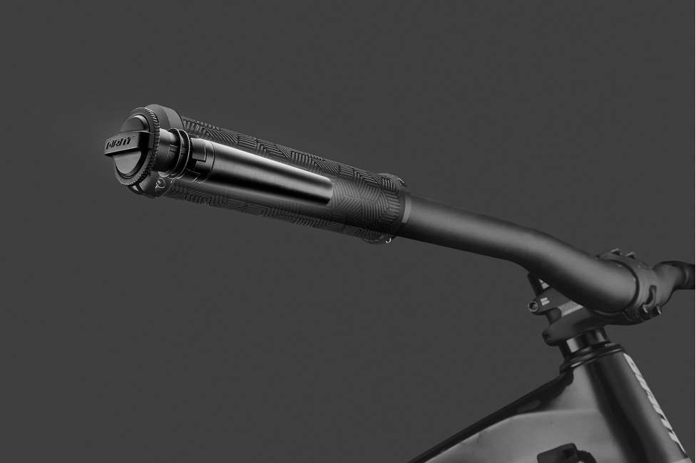 Black Friday - Giant Clutch Bar End Storage (Tubeless Tråder og Plugs)