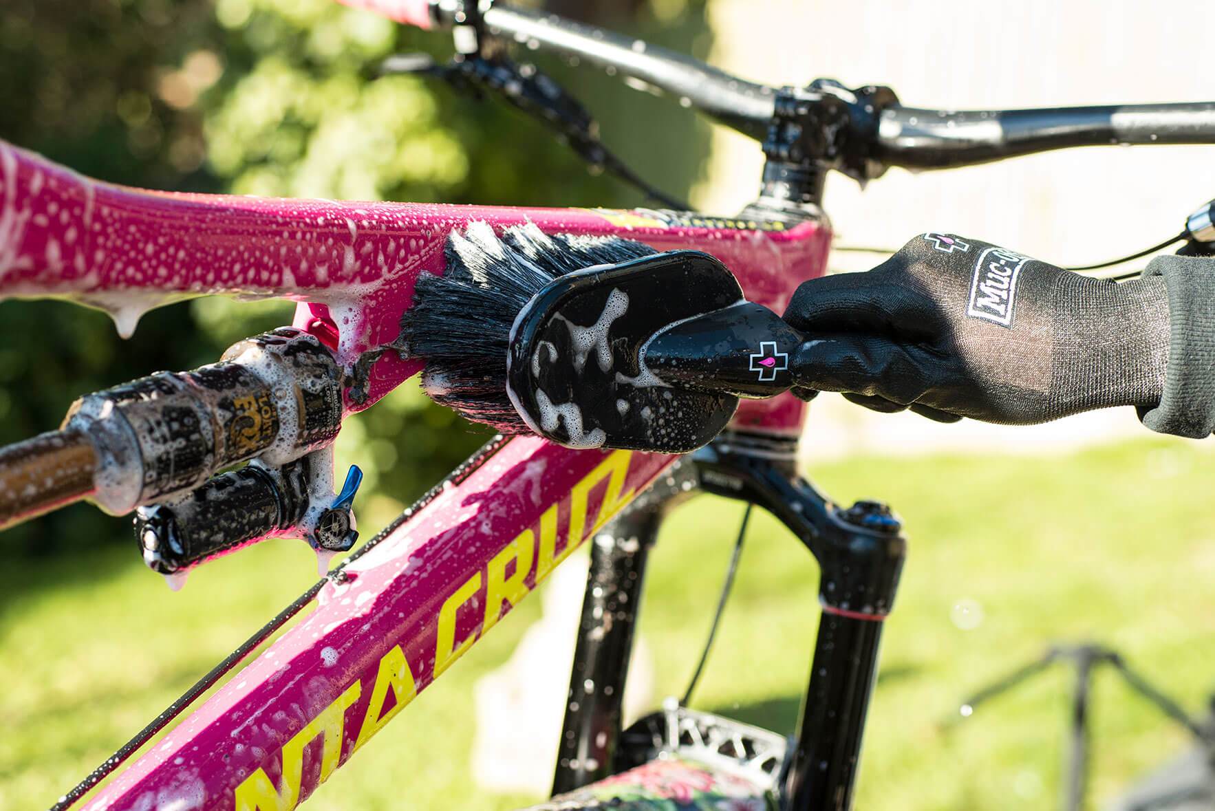 Tilbehør - Cykelpleje - Muc-Off Soft Washing Brush - Vaskebørste