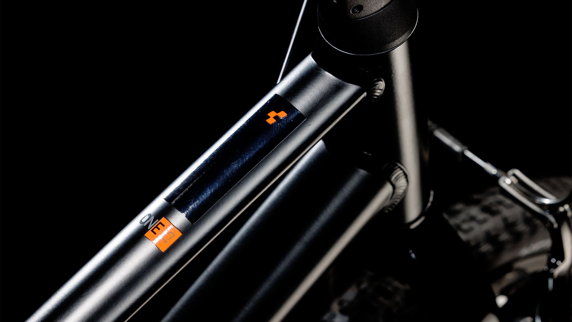 Cykler - Børnecykler - Cube Numove 140 2025 - Black 'n Orange